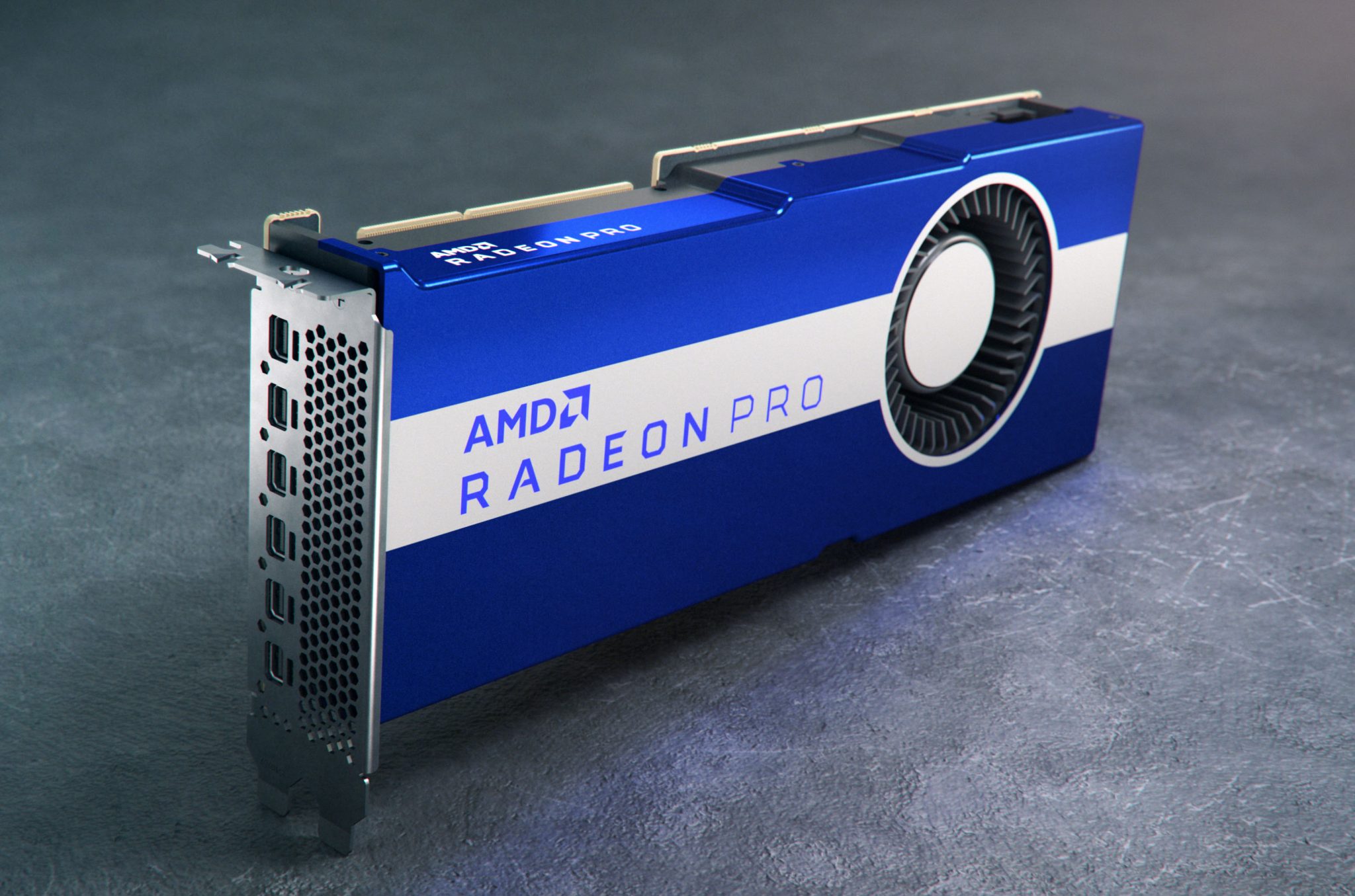 Графический процессор amd radeon pro 5600m с 8 гб памяти hbm2 в чем разница