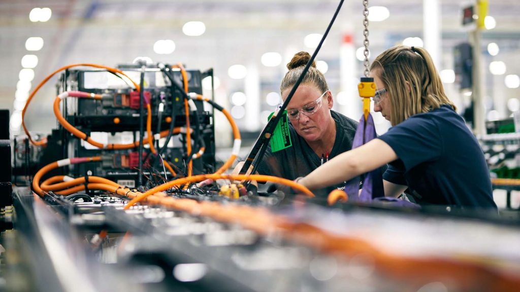 US EV factory workers workhorse