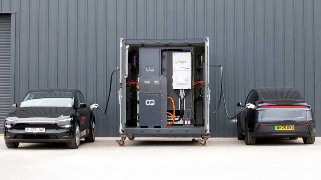 Fellten-2 cars and charger - Autodesk